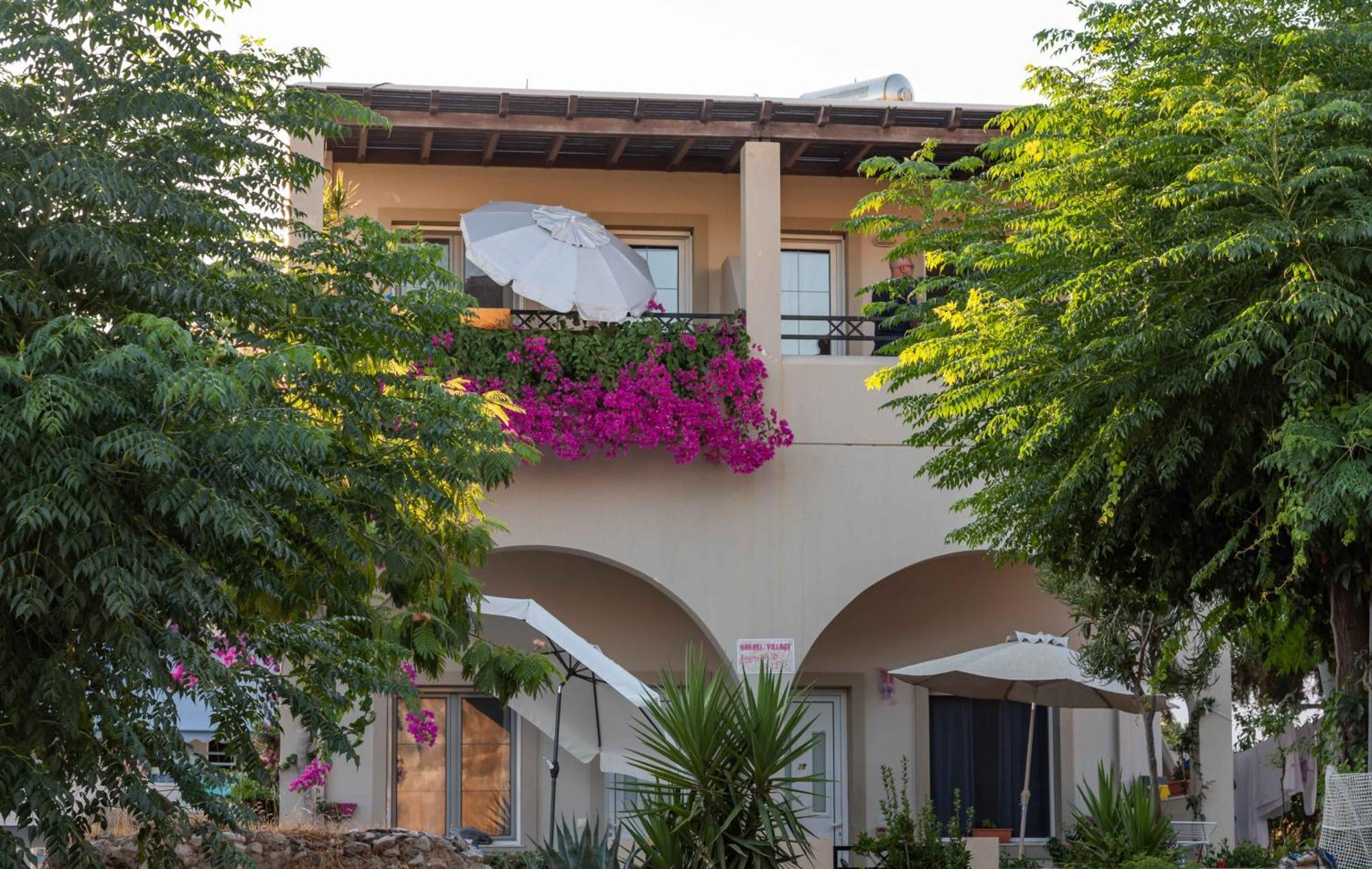 Haraki Sand Beach Hotel de apartamente